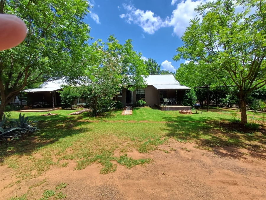 9 Bedroom Property for Sale in Scheerpoort A H North West